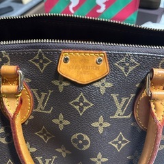 ルイヴィトンバック
の画像