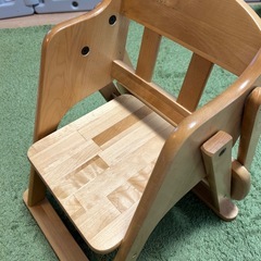 ローチェア　赤ちゃんの椅子の画像