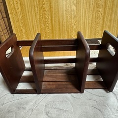 【伸縮式】木製卓上ブックラック／幅34〜61cm 調整可／持ち手付き・美品の画像