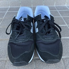ニューバランス　シューズの画像