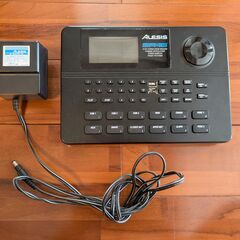 ALESIS SR-16 電子ドラムリズムマシンの画像