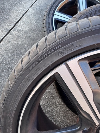 ⭐︎バリ山！⭐︎使用期間1ヶ月・500キロ⭐︎ボルボV60ホイール・タイヤセット！！