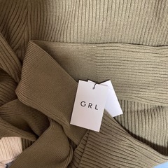 GRL 冬物　レディーストップス　新品未使用品の画像