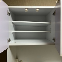 食器棚の画像