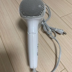 パナソニックドライヤー　イオニティー　1200w 白の画像