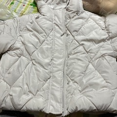 丈は160センチだとヘソくらい女性パーカーの画像