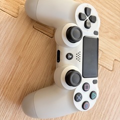 PS4 Pro（CUH-7200B / 1TB ）の画像