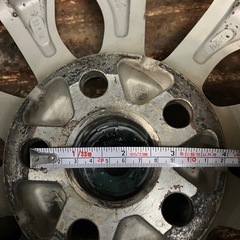 プリウススタッドレスタイヤ 195/65 15インチ　アルミホイール付　旧型プリウス　の画像