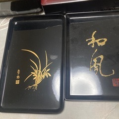 お箱、小さなお習字道具などの画像