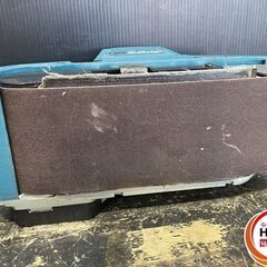 【久留米】【引き取り限定】【中古品】makita マキタ 9404 ベルトサンダ ベルトサイズ:100mm×610mm 単相100V 1050W 3.5-7.3m/s ※本体のみの画像