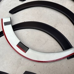 ハイエース200系オーバーフェンダーの画像