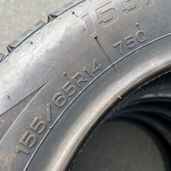 スタッドレスタイヤの画像