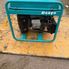 ガソリンエンジン駆動発電機デンヨーニューパワー 2600U2 100Vの画像