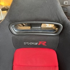 ホンダ シビック タイプR FD シート 黒/赤 の画像
