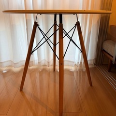 丸テーブル　ホワイトの画像