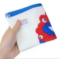 ミャクミャク　ハンドタオル&ミニメモ帳の画像