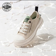 PALLADIUM ブラック スニーカーの画像