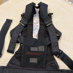 【取引決定】BabyBjorn ベビービョルン ONE KAI Air メッシュ　抱っこ紐の画像
