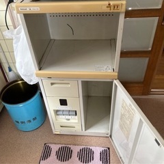 レトロ米びつ付きオーブンレンジ、炊飯器台の画像