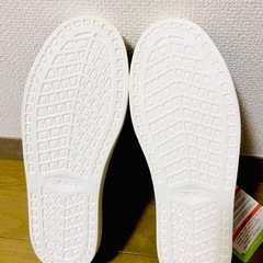 取引11月中希望本革キズ無し未使用　クロックススニーカーの画像