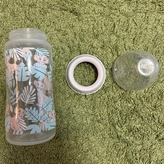 nuk ヌーク　哺乳瓶の画像