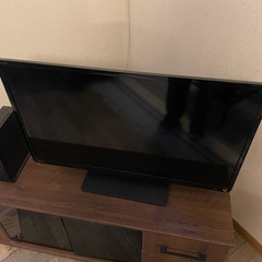 TOSHIBA テレビ32インチ/ テレビ台もお付け可能の画像