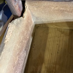 レトロな茶箪笥の画像