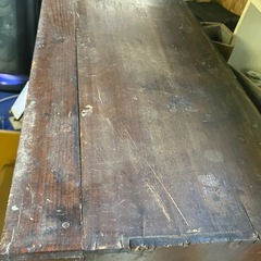 レトロな茶箪笥の画像