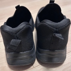 軽量3Eスニーカー　脱ぎ履きしやすいの画像