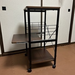 ニトリ　レンジ台　キャスター付きの画像