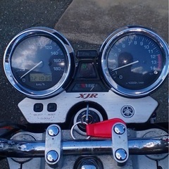 ヤマハ　XJR 400の画像