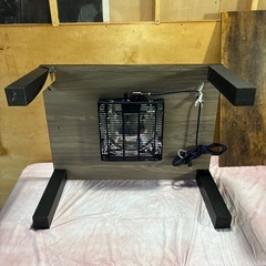 こたつ　コタツテーブル　ニトリ リビングこたつ　LS22 8060 VBR　木目調　ヴィンテージ感　脚一箇所めくれあり　中古の画像