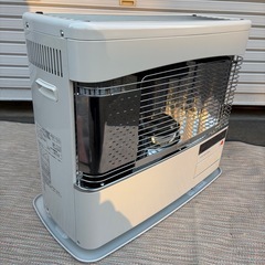 コロナ FF式輻射ストーブ 木造18畳 ホワイト FF-68BSR(W) 2024年製の画像