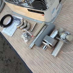 コロナ FF式輻射ストーブ 木造18畳 ホワイト FF-68BSR(W) 2024年製の画像