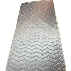 シングルマットレスの画像