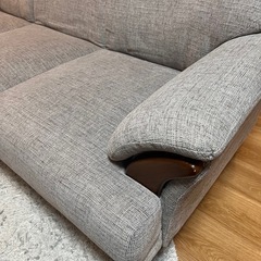 ☆早急引取希望☆　アイリスオーヤマ 3人掛けソファ 状態
良の画像