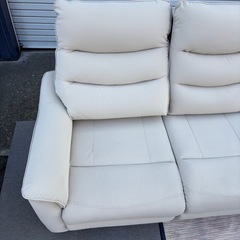 ニトリ Nビリーバ 電動 リクライニング ソファ 3人掛け　ソファーの画像