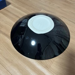 生花用大きなお皿の画像