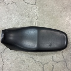 EN125リアカウル、シート
の画像