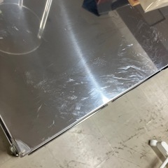 ロ2511-376 ステンレスラック ゴミ箱付 キャスターあり 中古の画像
