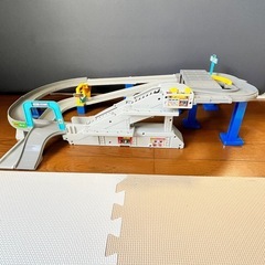 トミカ　山登りドライブ、高速道路、トミカビルの画像