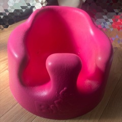 Bumbo ベビーチェア ピンクの画像