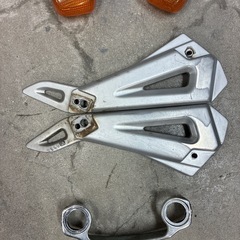 EN125ウィンカー　リアステップフロントフォークカバーの画像