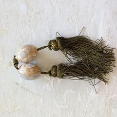 掛け軸用の重し？の画像