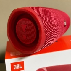 JBL Charge 4 レッド ワイヤレススピーカーの画像