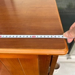 収納棚　鍵付きの画像