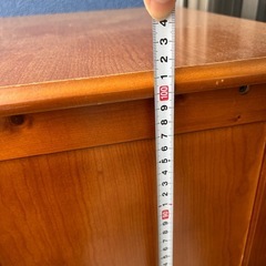 収納棚　鍵付きの画像