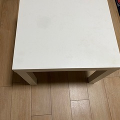 コーヒーテーブルの画像