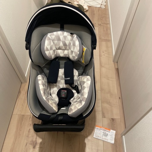 コンビ　クルムーヴスマート　ISOFIX