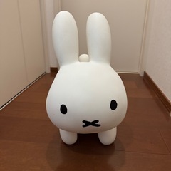 ブルーナボンボン   ミッフィー風うさぎ   の画像